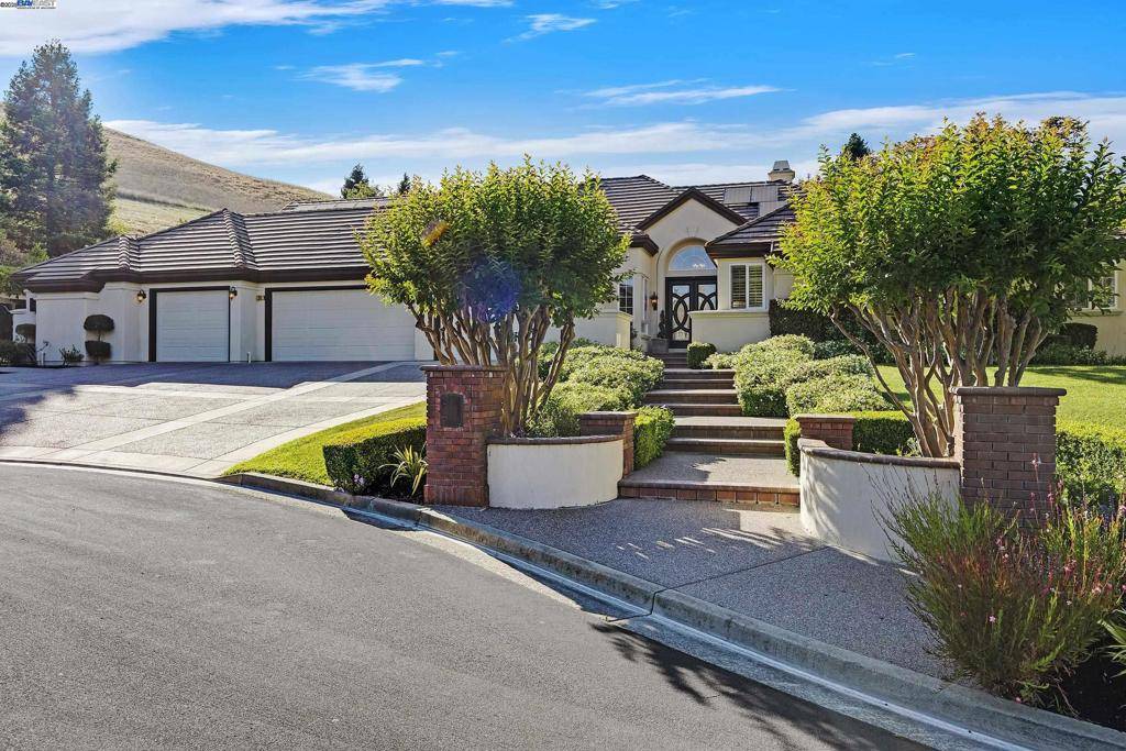 Danville, CA 94506,24 Timberview Ct.