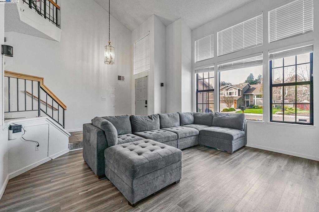Antioch, CA 94531,2819 Larkspur Dr