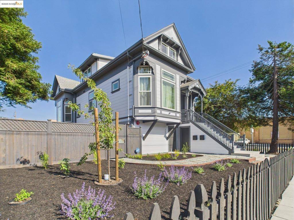 Oakland, CA 94607,2602 Adeline St