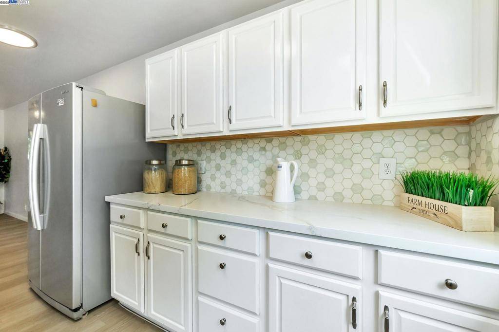 Walnut Creek, CA 94598,208 Siskiyou Ct