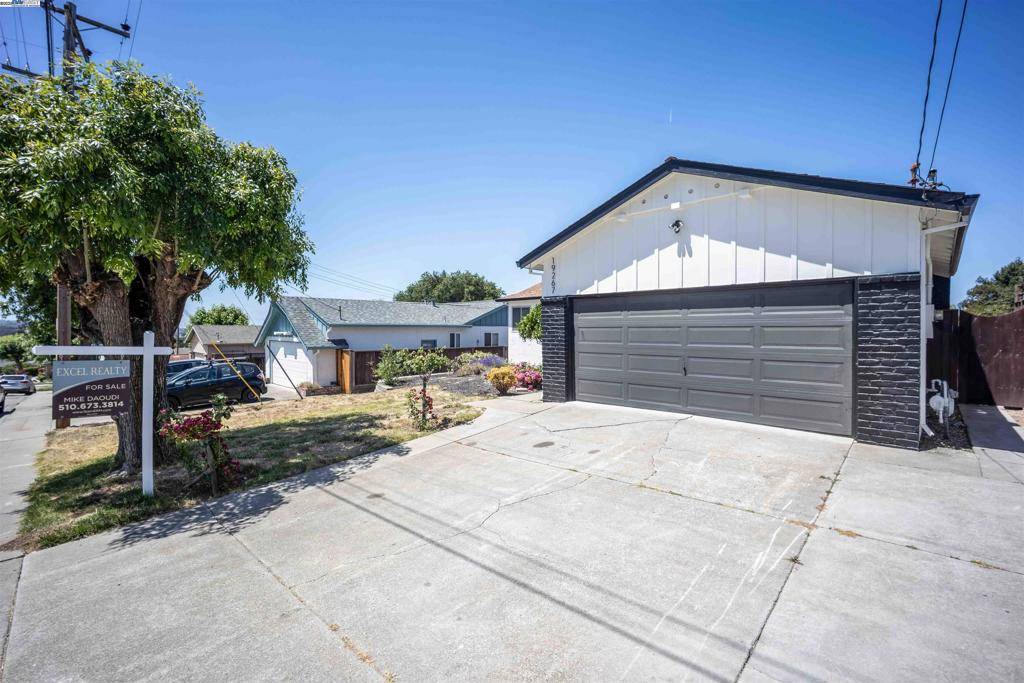 Castro Valley, CA 94546,19267 Gliddon St