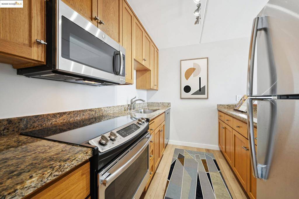 Oakland, CA 94611,1 Kelton Ct #1C