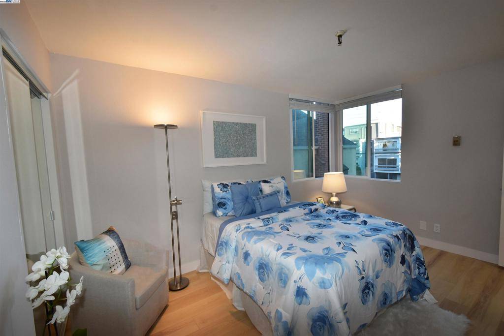Oakland, CA 94610,303 Adams St