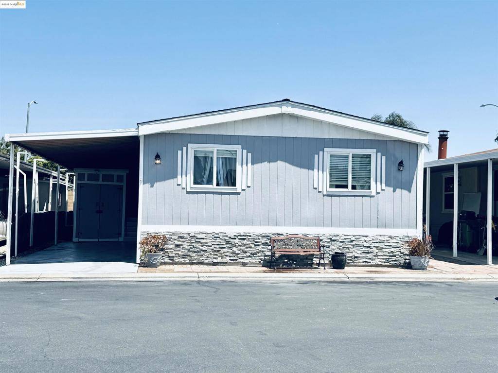 Tracy, CA 95376,812 W CLOVER ROAD