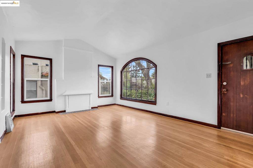 Berkeley, CA 94709,2340 Virginia St
