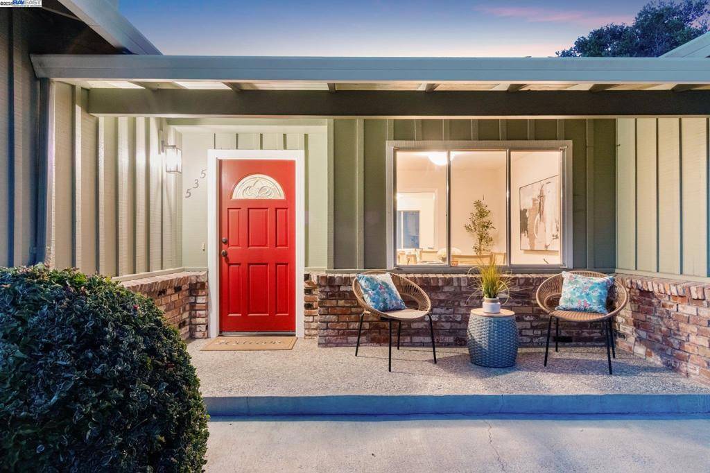 Belmont, CA 94002,535 Vannier Dr