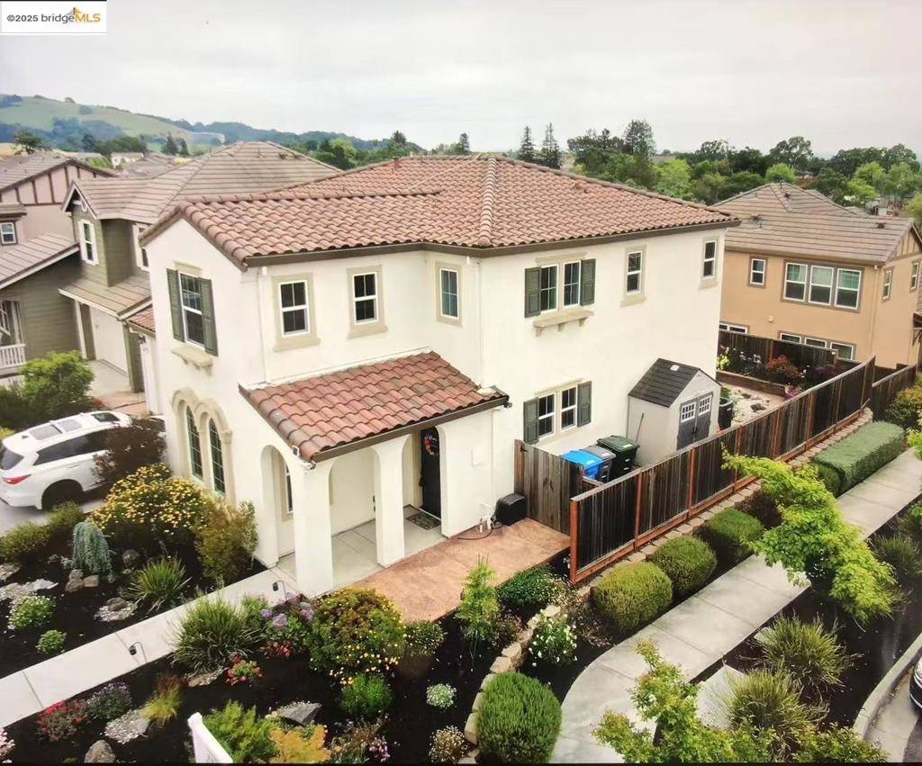 Santa Rosa, CA 95404,1811 Velvetleaf Ln