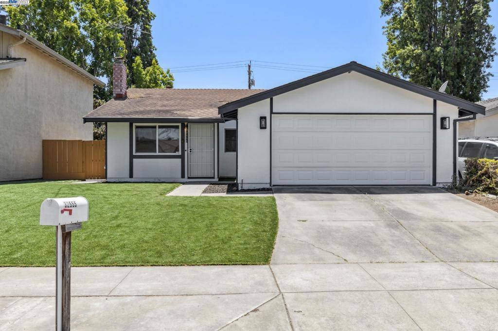 Fremont, CA 94555-1033,32555 Lake Bridgeport St