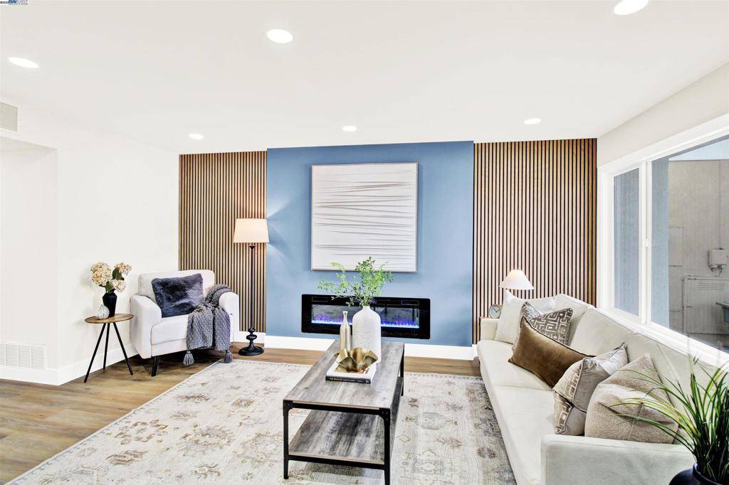 Pleasanton, CA 94566,4166 Peregrine Way