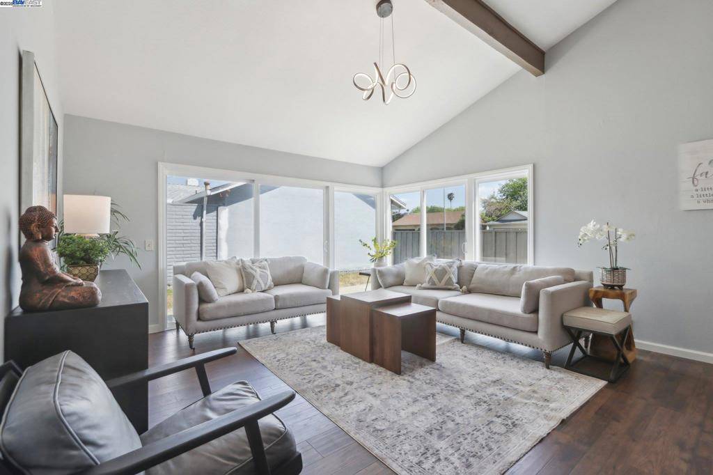 Livermore, CA 94551,566 Cedar Dr