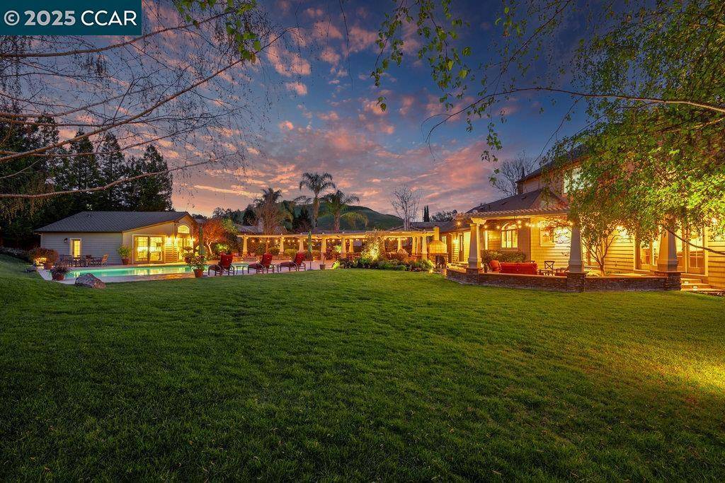 Danville, CA 94506,21 Meadow Lake Dr