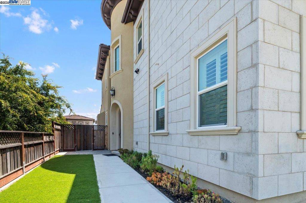 San Ramon, CA 94582,264 Zinnia Ct