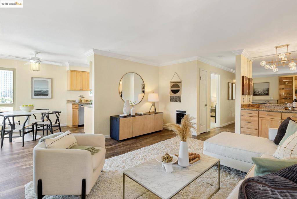 Oakland, CA 94611,77 Fairmount Ave #320
