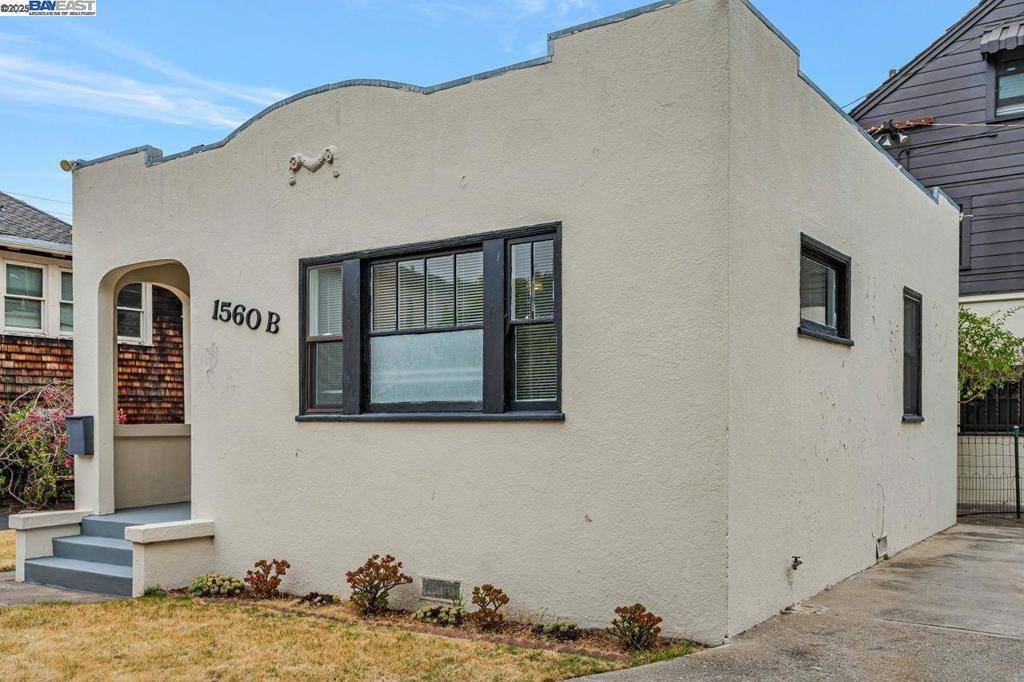 Alameda, CA 94501-2455,1560 Lincoln Ave #B