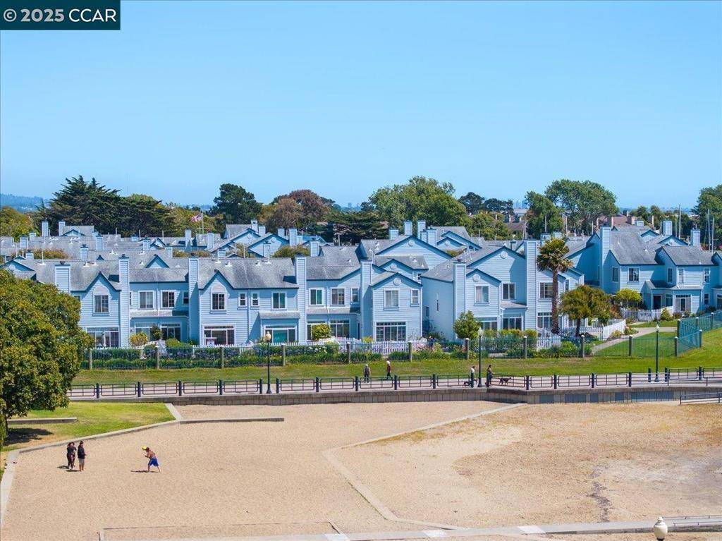 Richmond, CA 94804,609 Commodore Dr