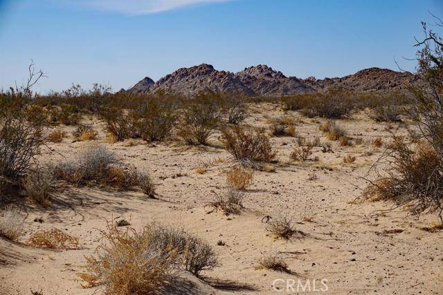 Lucerne Valley, CA,0 E. End RD