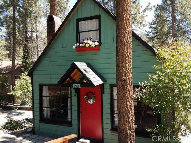 Wrightwood, CA 92397,1350 Helen ST