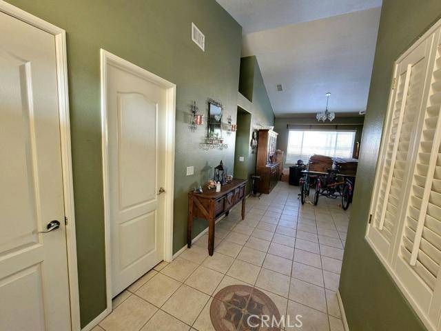 Apple Valley, CA 92308,12915 Lompoc RD