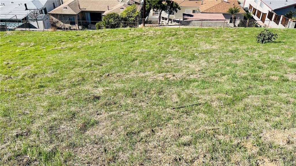Los Angeles, CA 90032,2227 Brawley ST
