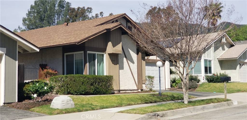 Sylmar, CA 91342,13945 Fenton AVE