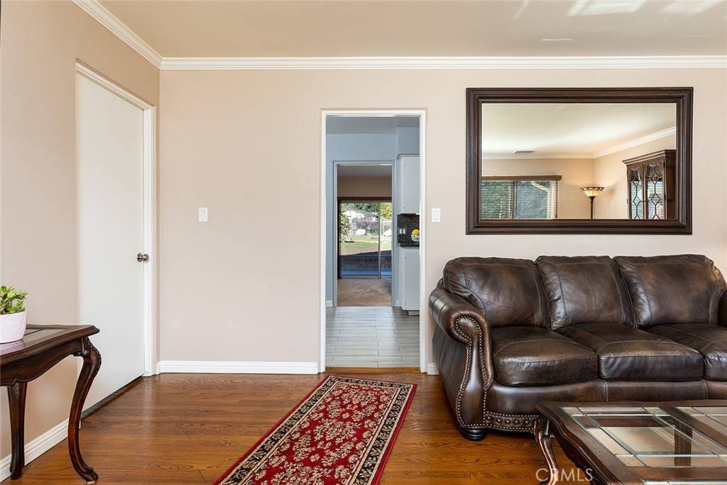 Monrovia, CA 91016,532 Valmont DR