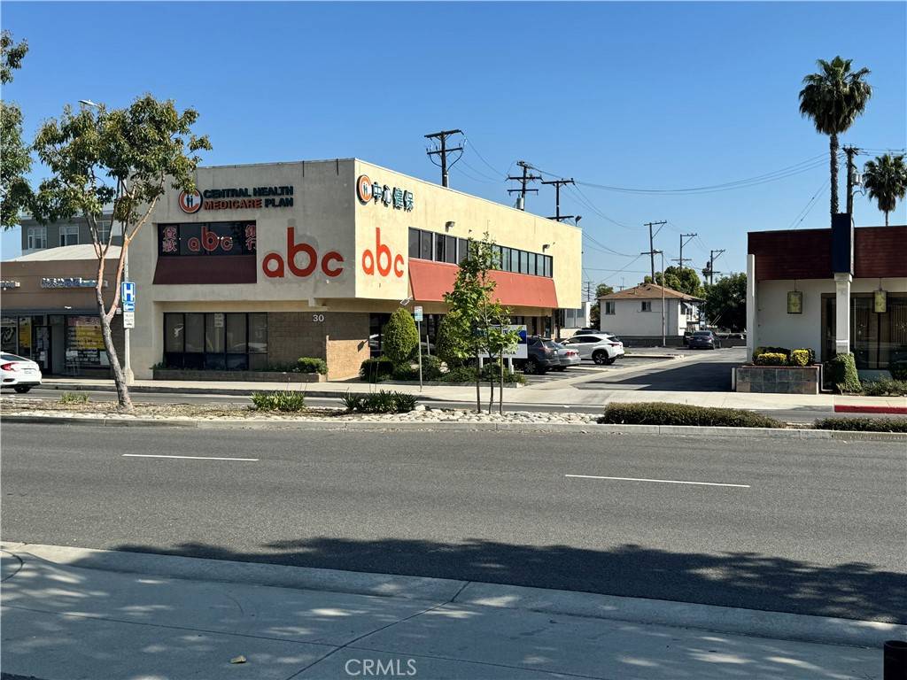 Alhambra, CA 91801,30 W Valley #202