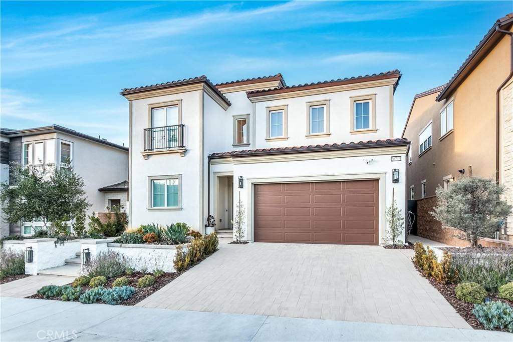 Porter Ranch, CA 91326,20713 W Bluebird CT