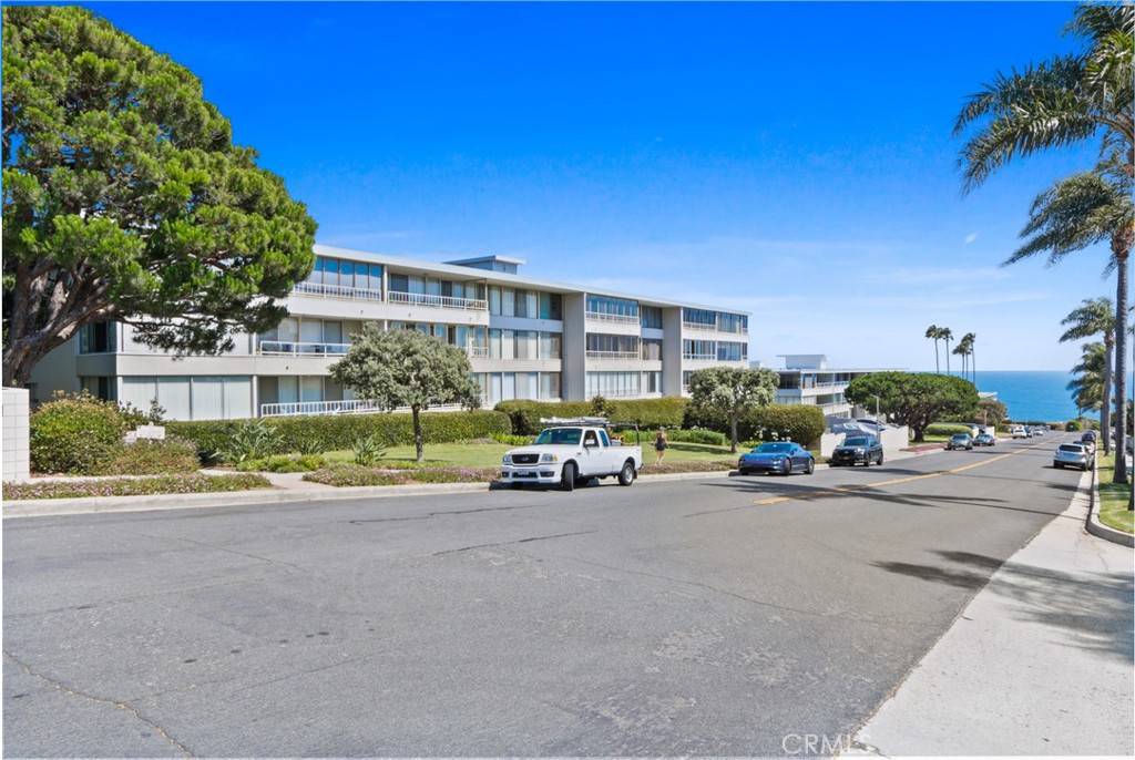 Rancho Palos Verdes, CA 90275,32646 Coastsite DR #207