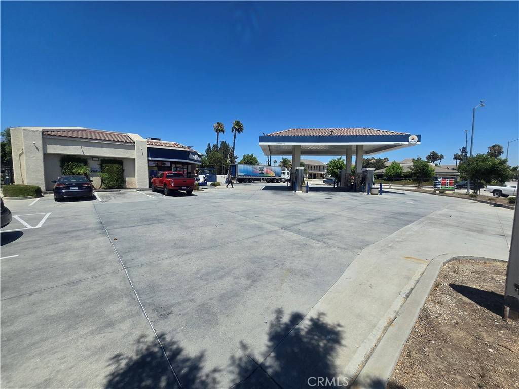 Ontario, CA 91764,101 N Vineyard AVE