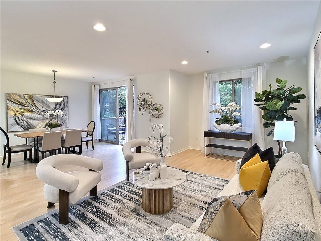 Pasadena, CA 91106,931 E Walnut ST #206