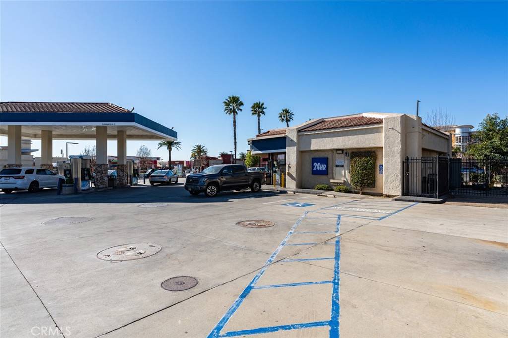 Ontario, CA 91764,101 N Vineyard AVE