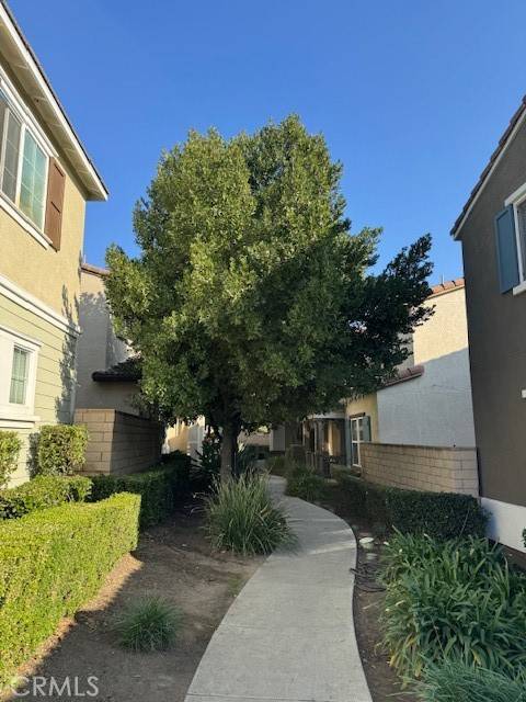 Ontario, CA 91764,332 N Placer Privado