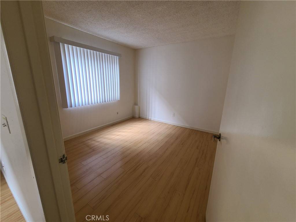 Los Angeles, CA 90005,810 S Berendo ST