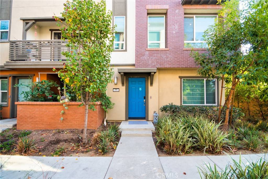 Covina, CA 91722,1131 Tangerine DR