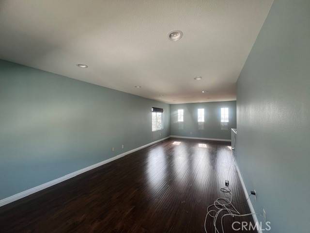927 W Paramount ST Azusa, CA 91702