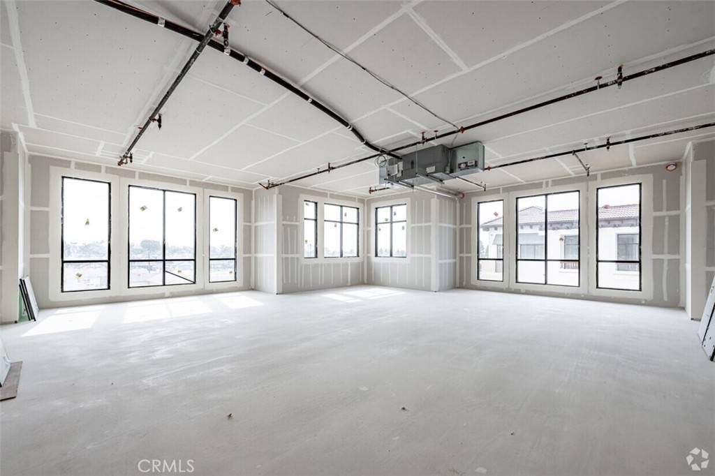 Chino, CA 91710,5624 Philadelphia ST #201