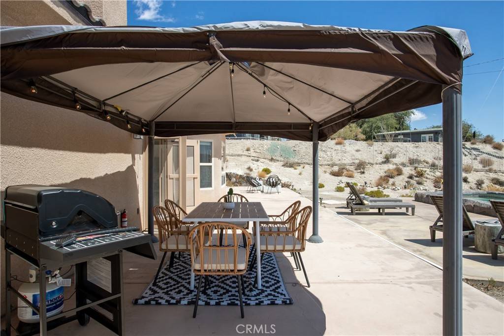 6185 Mirlo RD Yucca Valley, CA 92284