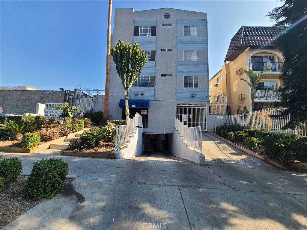 Los Angeles, CA 90005,810 S Berendo ST