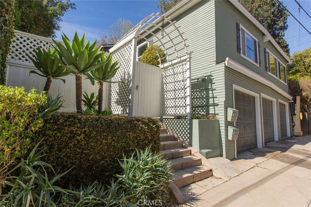 Los Angeles, CA 90065,334 336 Mount Washington DR