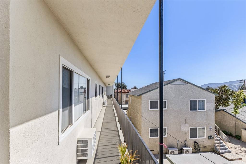 Glendale, CA 91201,1052 Elm AVE