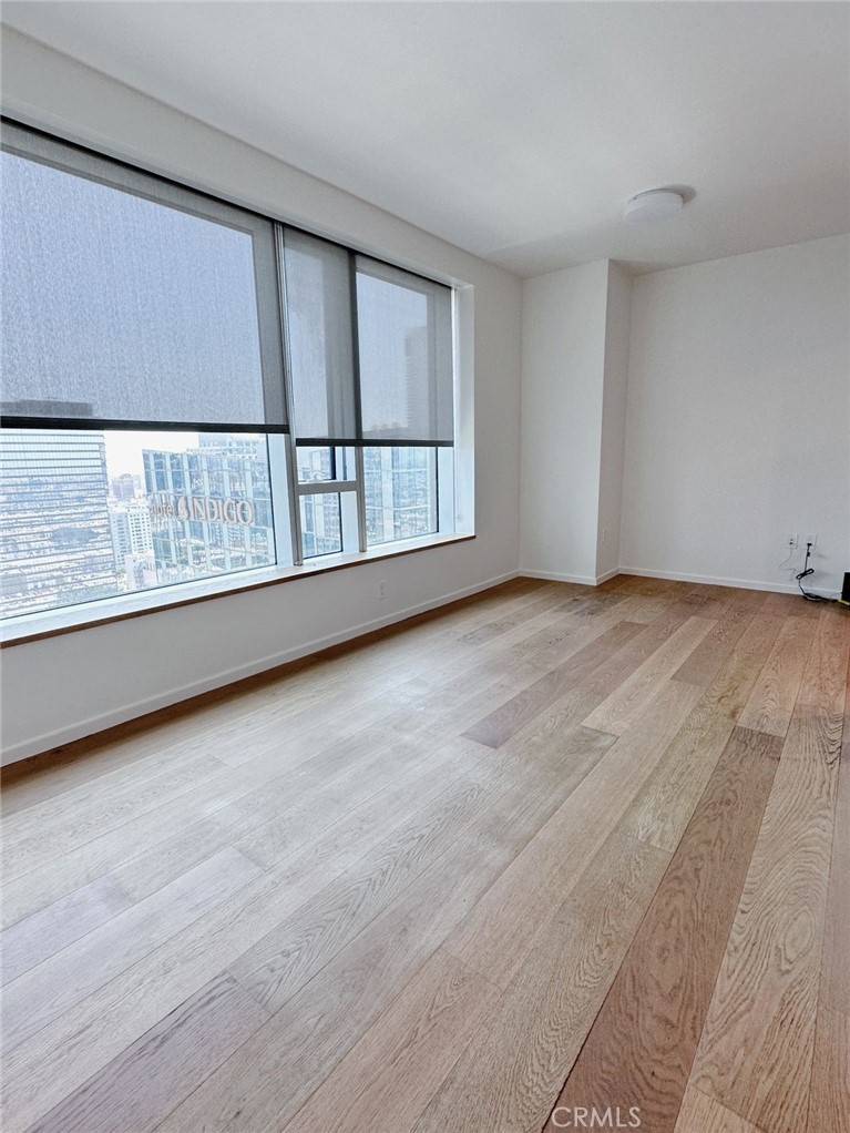 Los Angeles, CA 90017,889 Francisco ST #2505