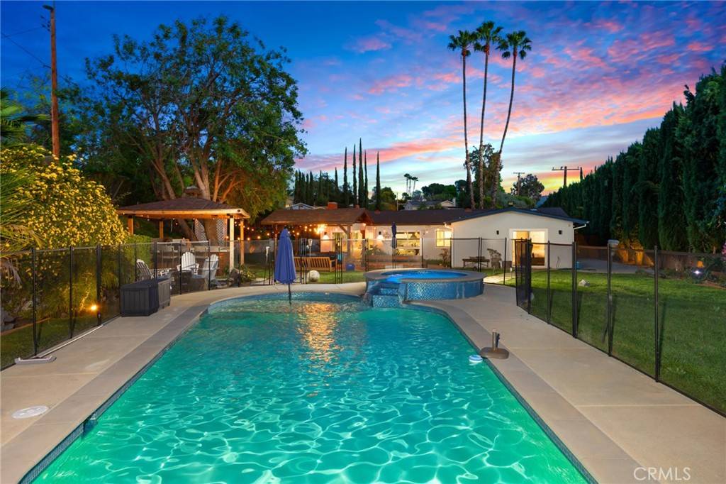 Calabasas, CA 91302,26255 Hatmor DR