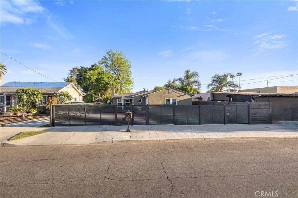 Altadena, CA 91001,608 Stonehurst DR