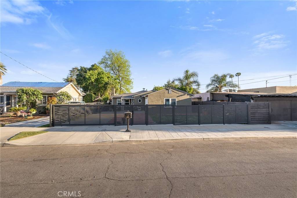 Altadena, CA 91001,608 Stonehurst DR