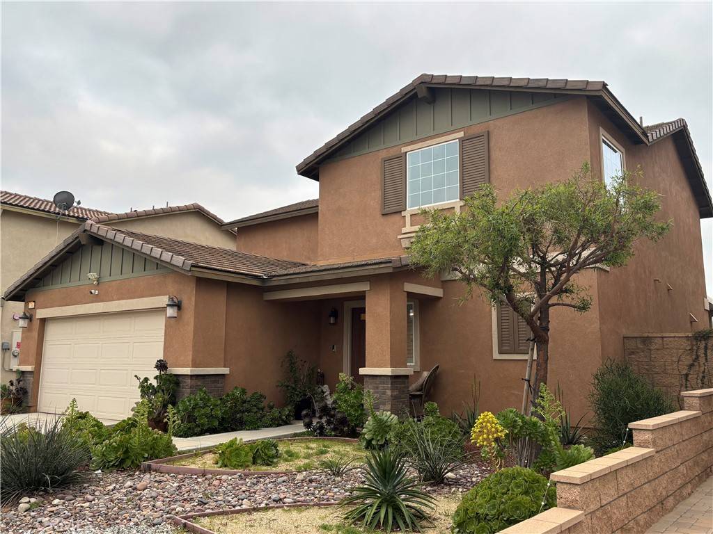 Fontana, CA 92336,17043 Montgomery AVE