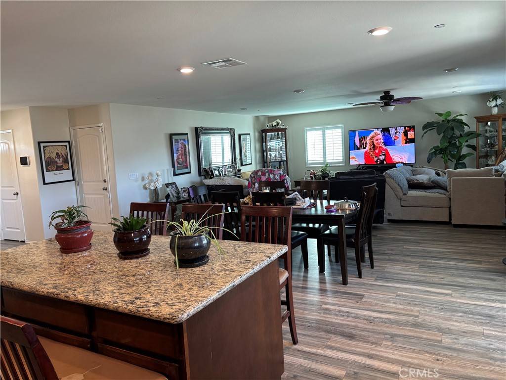 Fontana, CA 92336,17043 Montgomery AVE