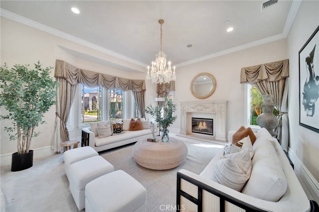 Arcadia, CA 91006,323 Whispering Pines DR