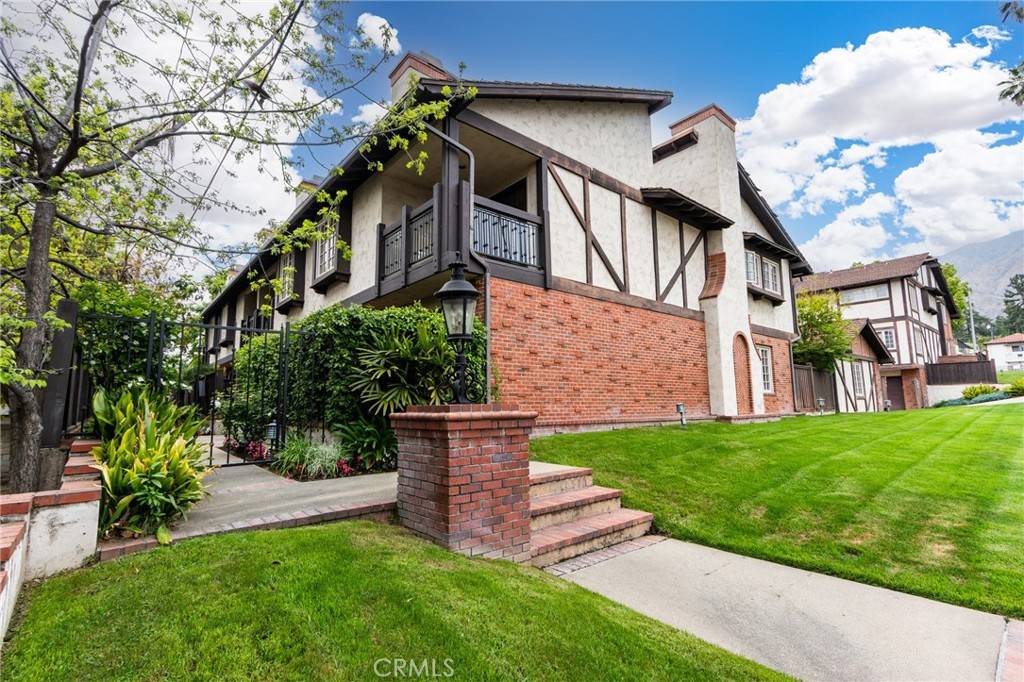 Sierra Madre, CA 91024,506 W Sierra Madre BLVD #D