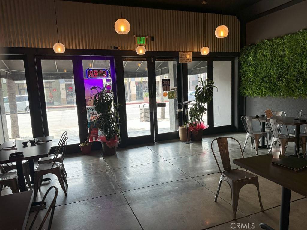 Alhambra, CA 91801,33 Main Street