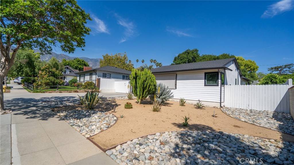 Monrovia, CA 91016,162 Melrose AVE